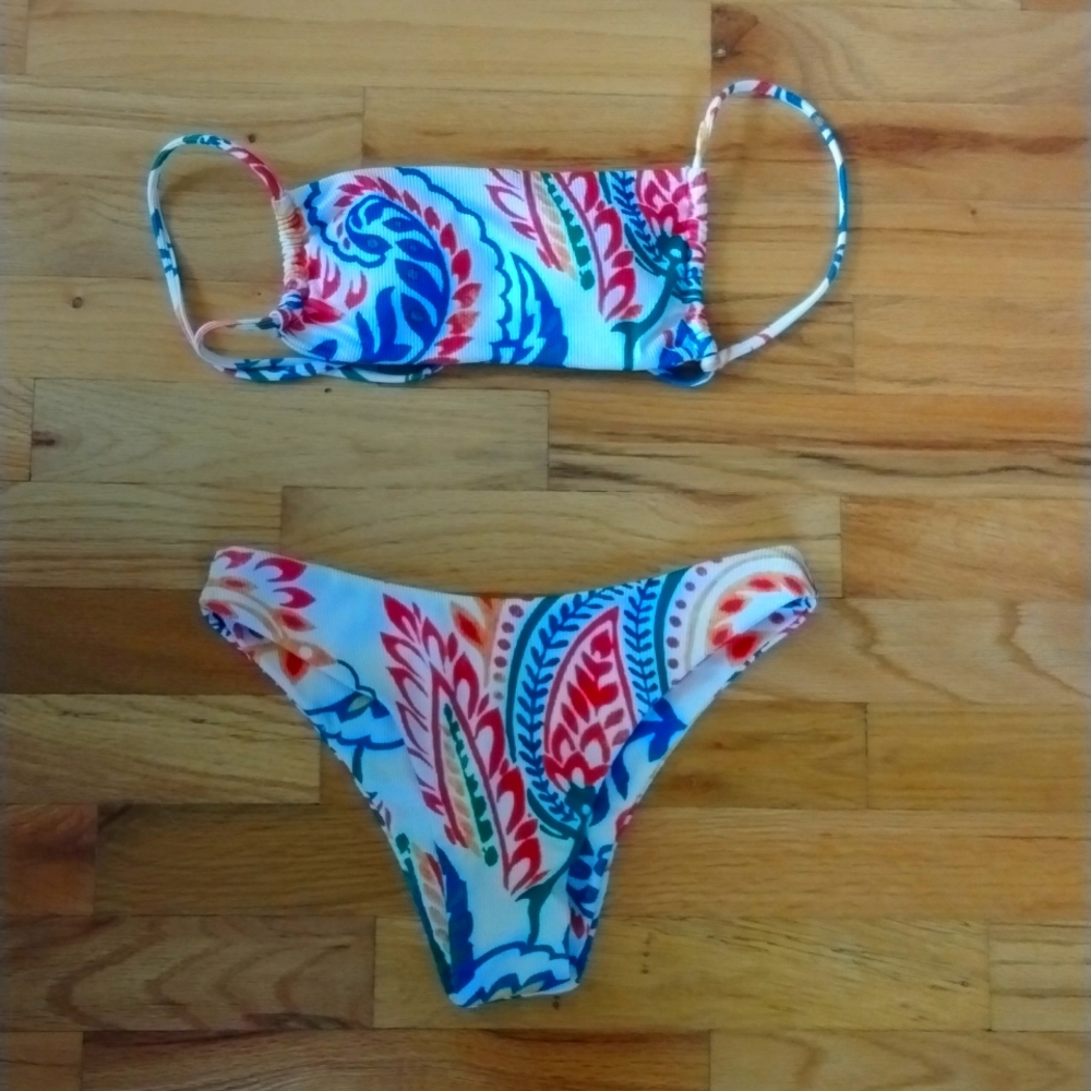 NWOT Cute Bikini